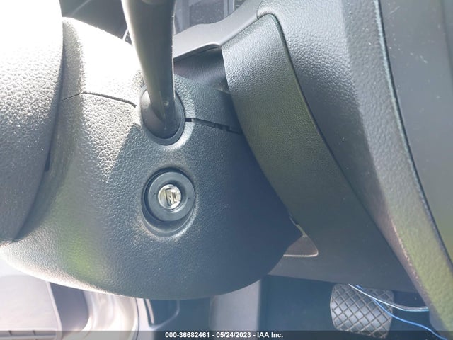 2013 VOLKSWAGEN JETTA SEDAN SE VIN: 3VWDP7AJ8DM293109