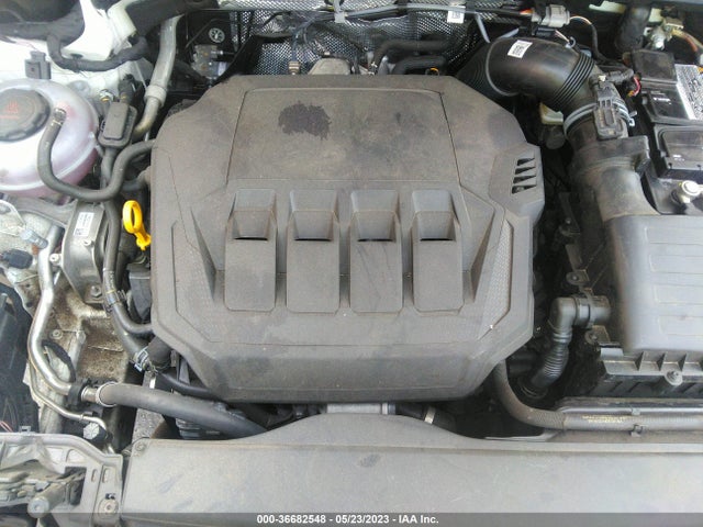 WA1AUCF38M1100272 Audi Q3 PREMIUM