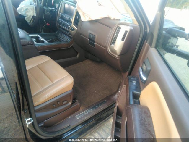 1GT12UEY8HF190238 GMC Sierra 2500hd Denali