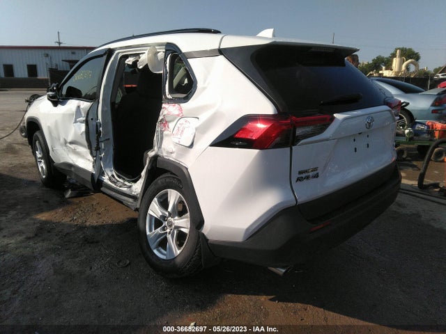 2021 TOYOTA RAV4 XLE VIN: 2T3P1RFV9MC187809