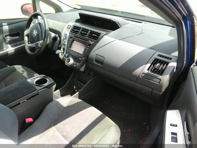 Toyota Prius V Two/three/five 2014 JTDZN3EU7E3326440 Image 7