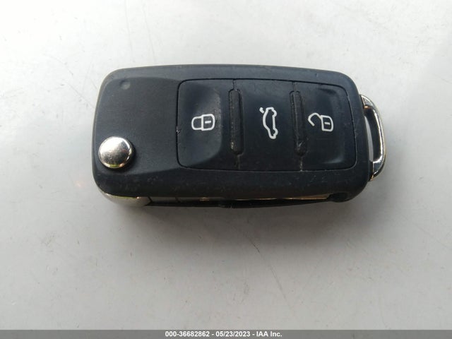 3VWD17AJ0GM374160 Volkswagen Jetta Sedan 1.8t Sport