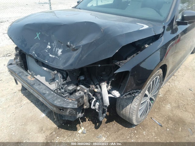 3VWD17AJ0GM374160 Volkswagen Jetta Sedan 1.8t Sport