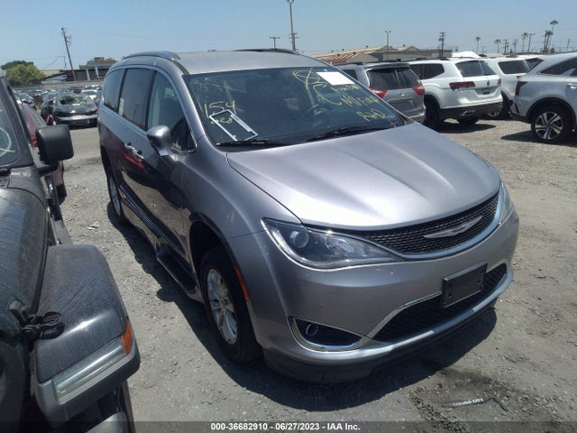 Chrysler Pacifica Touring L 2019 2C4RC1BG8KR708293 Image 1