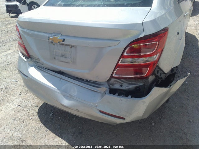 Chevrolet SONIC LS 2017 1G1JA5SH7H4169723 Image 6