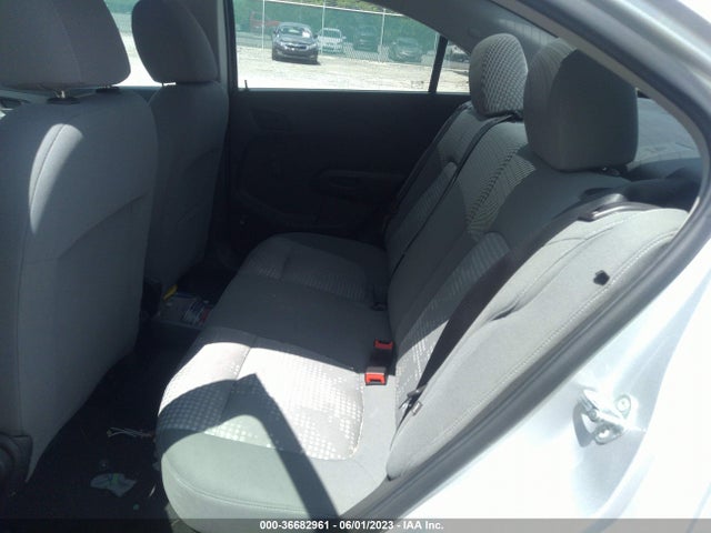 Chevrolet SONIC LS 2017 1G1JA5SH7H4169723 Image 8
