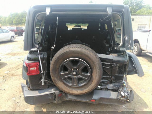 1C4HJXDG4JW187709 Jeep Wrangler Unlimited Sport S
