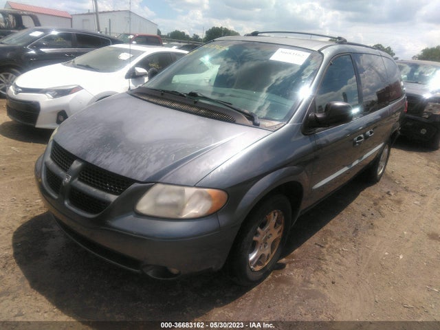2002 DODGE CARAVAN SPORT VIN: 2B4GP44RX2R573228
