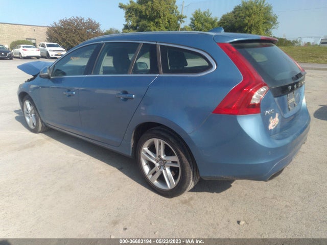 2015 Volvo V60, VIN: YV1612SD3F1190067
