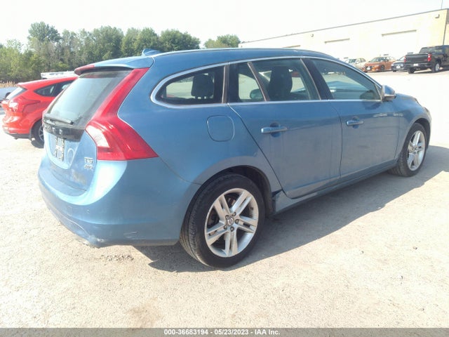 2015 Volvo V60, VIN: YV1612SD3F1190067
