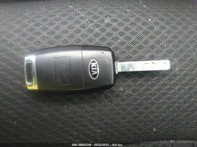 5XXGT4L35JG194267 KIA Optima Lx