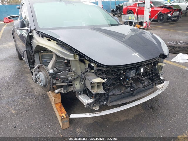 Tesla Model 3 Long Range 2018 5YJ3E1EB0JF104179 Image 6