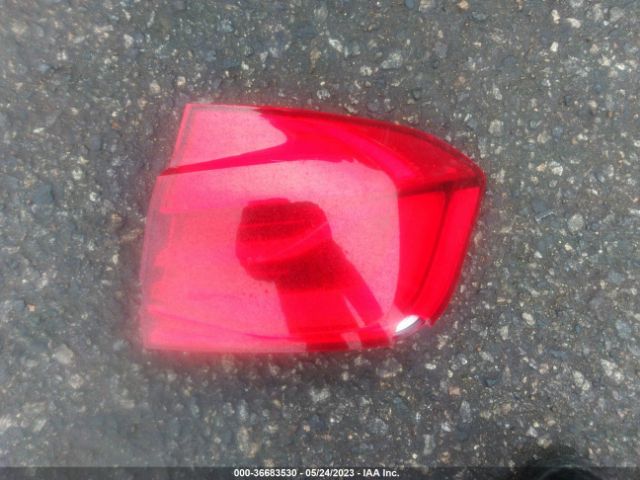 WBA8E1G50GNT34339 BMW 3 Series 320i