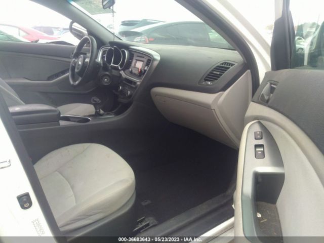 KNAGM4A7XF5642725 KIA Optima Lx