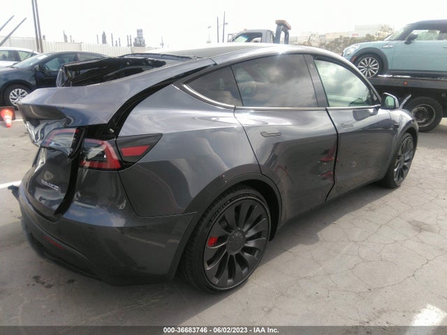 Tesla Model Y Performance 2023 7SAYGDEFXPF776413 Image 4