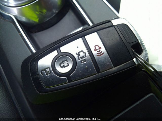 3FA6P0LU0HR222933 Ford Fusion Hybrid Se