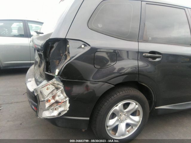 JF2SJAAC6EH498493 Subaru Forester 2.5i
