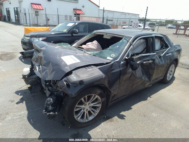 2C3CCAEG4GH182005 Chrysler 300 300c