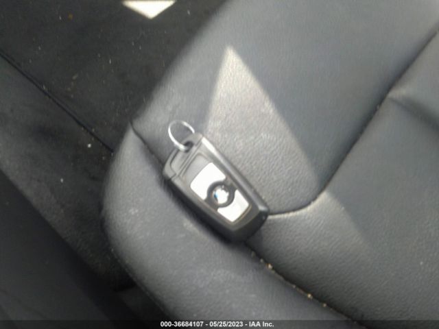 WBA3C3G50ENR25781 BMW 3 Series 320i Xdrive