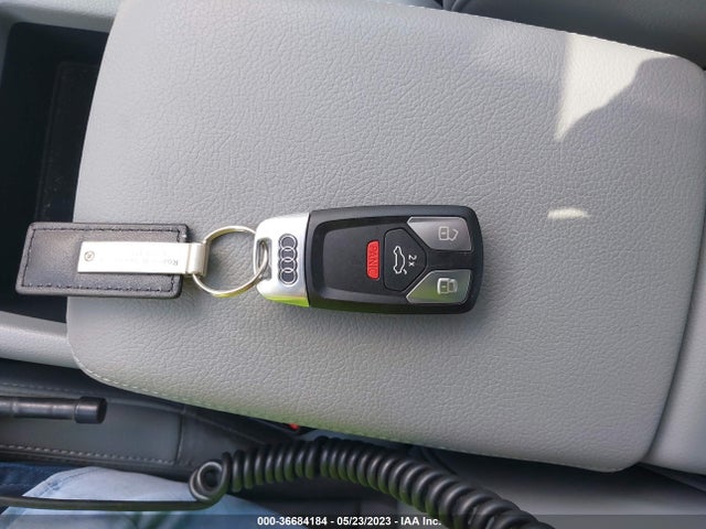 WAUGMAF45KN004681 Audi A4 Premium/titanium Premium