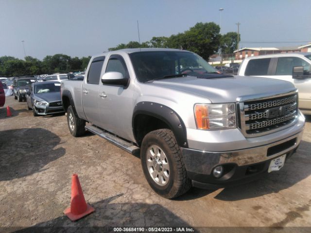 1GT121E83EF145217 auction archive image