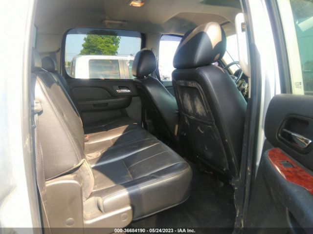 1GT121E83EF145217 GMC Sierra 2500hd Slt