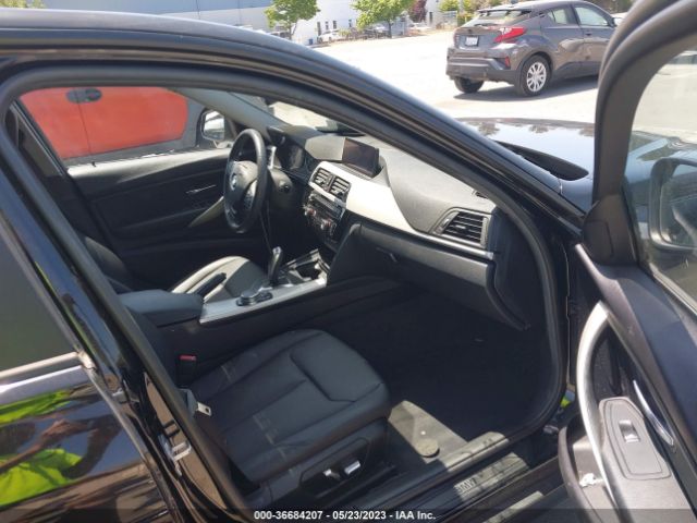 WBA8E1G56GNU10159 BMW 3 Series 320i