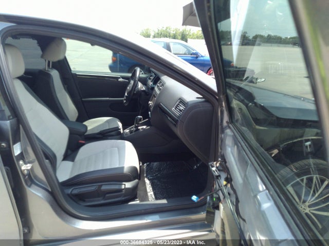3VWD17AJ3FM416528 Volkswagen Jetta Sedan 1.8t Sport