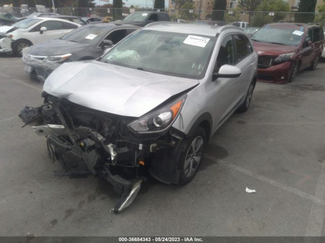 KNDCB3LC5H5069683 KIA NIRO LX