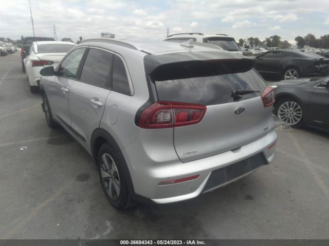 KNDCB3LC5H5069683 KIA NIRO LX