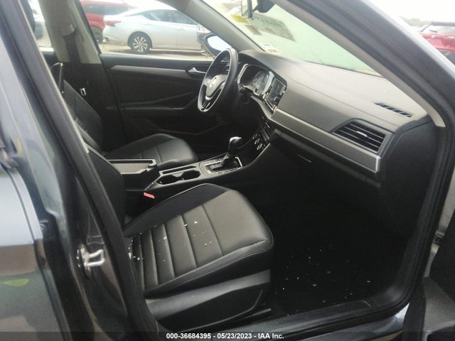 3VWC57BUXMM044918 Volkswagen Jetta S/se/r-line