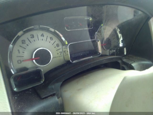 1FMJU1J53EEF05514 Ford Expedition Xlt