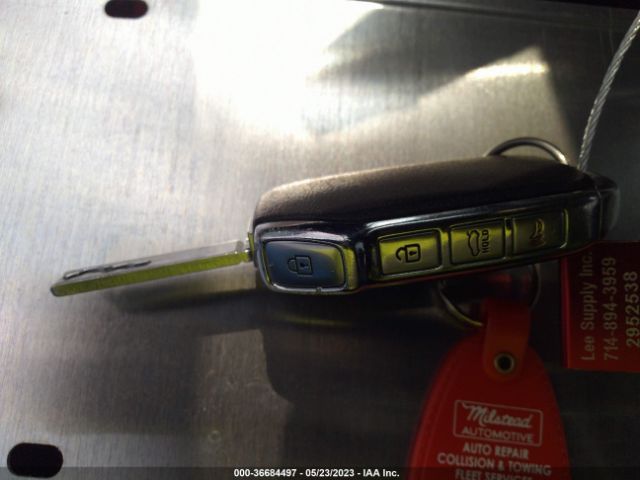 3KPF24AD8ME329541 KIA Forte Lxs