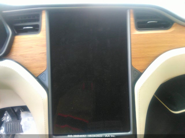 Tesla MODEL X 2019 5YJXCBE2XKF184699 Image 9
