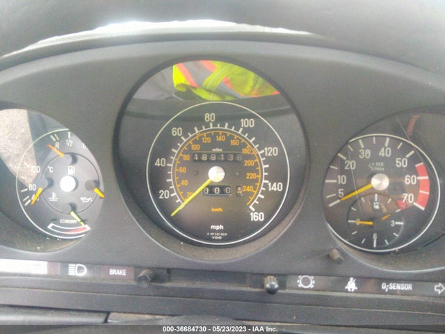 1983 MERCEDES-BENZ 380 SL VIN: WDBBA45A8DB025882