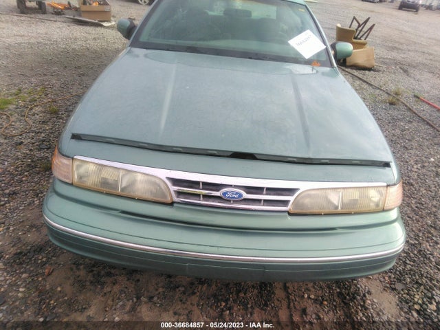1997 FORD CROWN VICTORIA LX VIN: 2FALP74W0VX203811