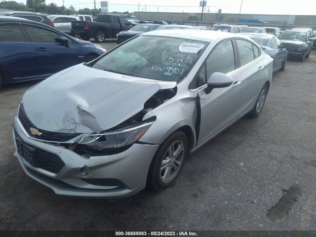 Chevrolet CRUZE LT 2017 1G1BE5SM2H7169407 Image 2
