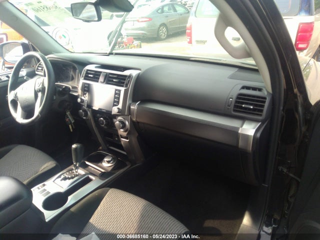 Toyota 4RUNNER SR5 2021 JTEMU5JR3M5852718 Image 6