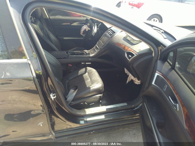 2013 LINCOLN MKZ VIN: 3LN6L2G94DR827602