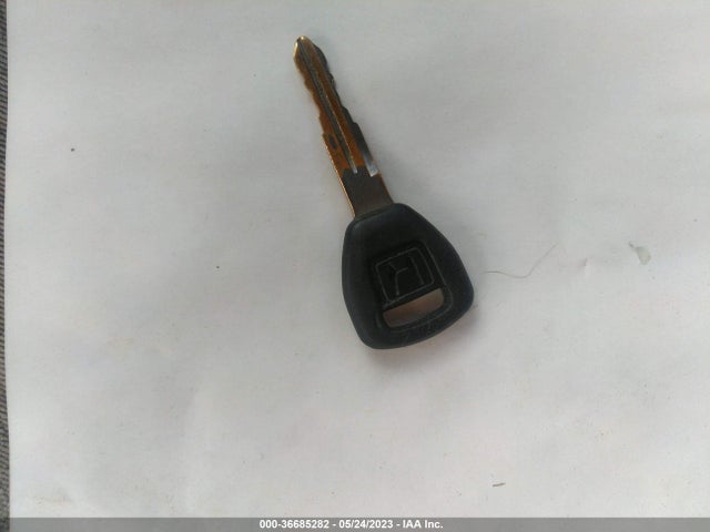 2001 HONDA CIVIC LX VIN: 1HGEM21571L035961