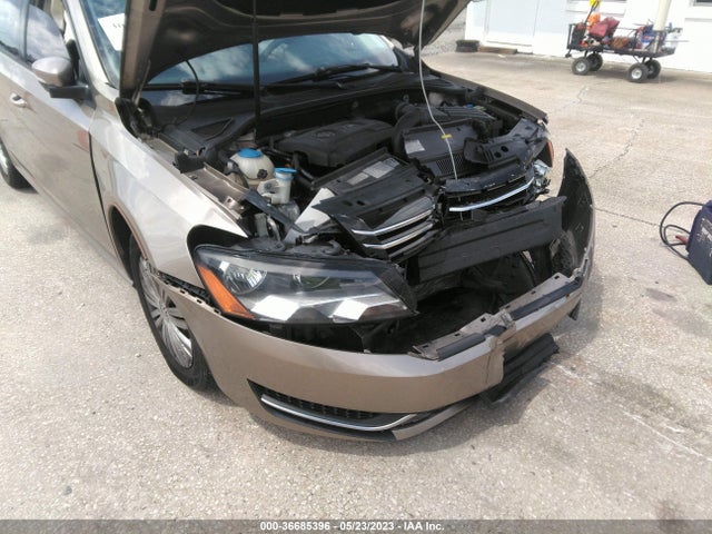 1VWAT7A35FC091090 Volkswagen Passat 1.8t S