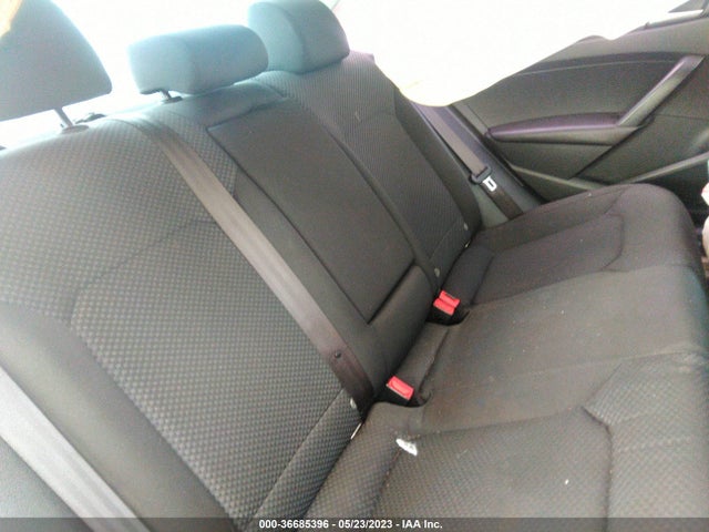 1VWAT7A35FC091090 Volkswagen Passat 1.8t S