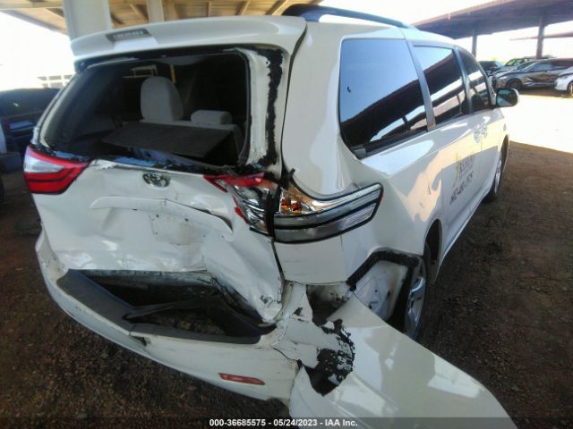 5TDKK3DC7FS582967 Toyota SIENNA LE