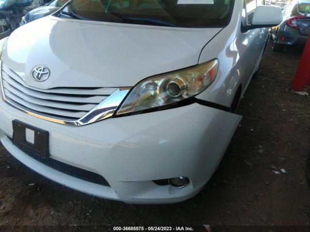5TDKK3DC7FS582967 Toyota SIENNA LE