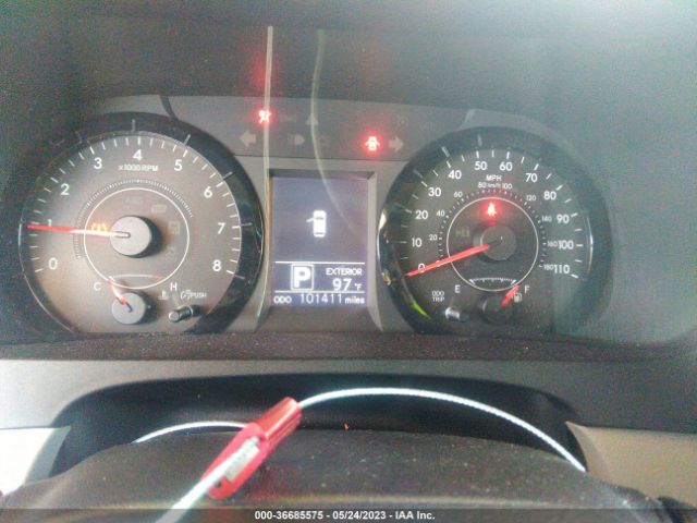 5TDKK3DC7FS582967 Toyota SIENNA LE