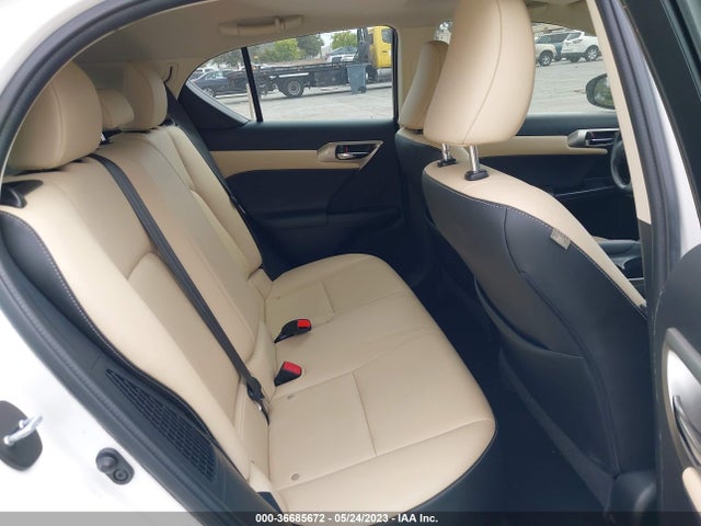 JTHKD5BHXF2231948 Lexus Ct 200h Hybrid