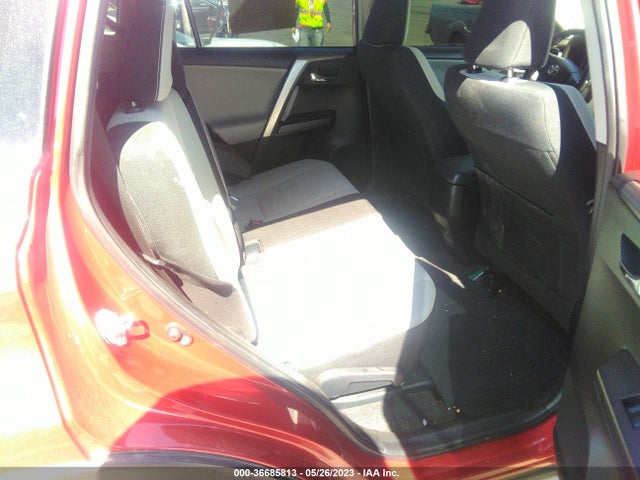 Toyota Rav4 Xle 2016 JTMWFREV7GJ061948 Image 9