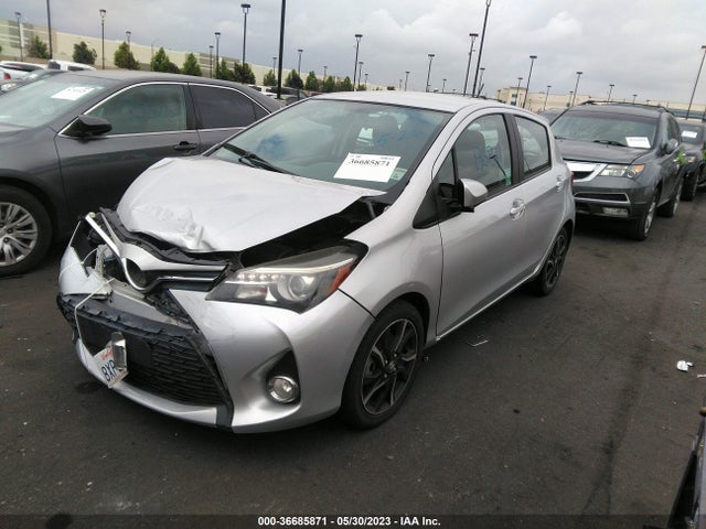 Toyota Yaris L/se/le 2015 VNKKTUD35FA036580 Image 2