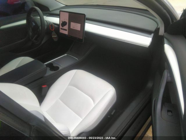 5YJ3E1EA7NF131103 Tesla MODEL 3