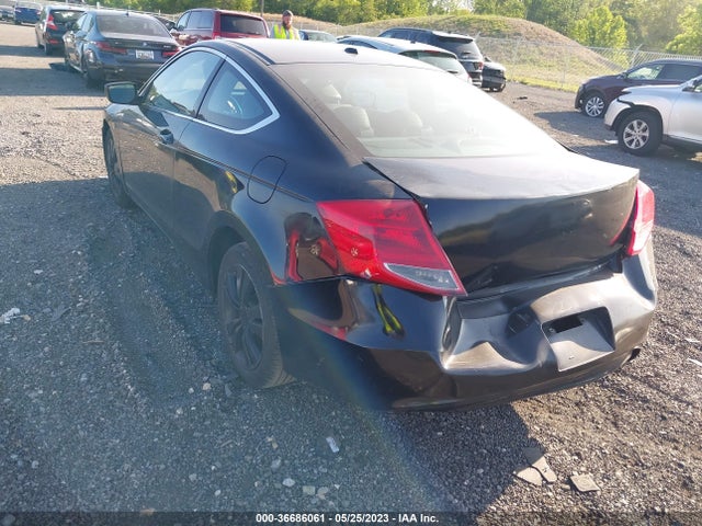 2011 HONDA ACCORD CPE EX-L VIN: 1HGCS1B84BA005717